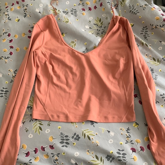 Lululemon Align long sleeve peach coloured ๐ - Picture 1 of 3